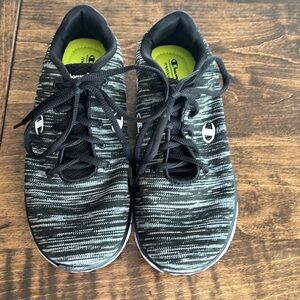 Champion Women's Black/Gray Sneakers Size 6